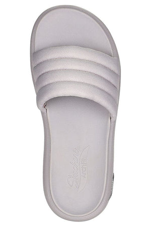 Skechers 119782 Arch Fit Cloud Sandal in Lilly
