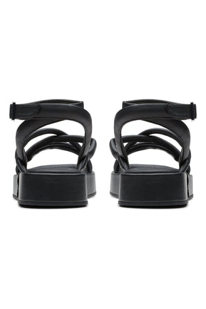 Clarks Alda Cross in Black leather