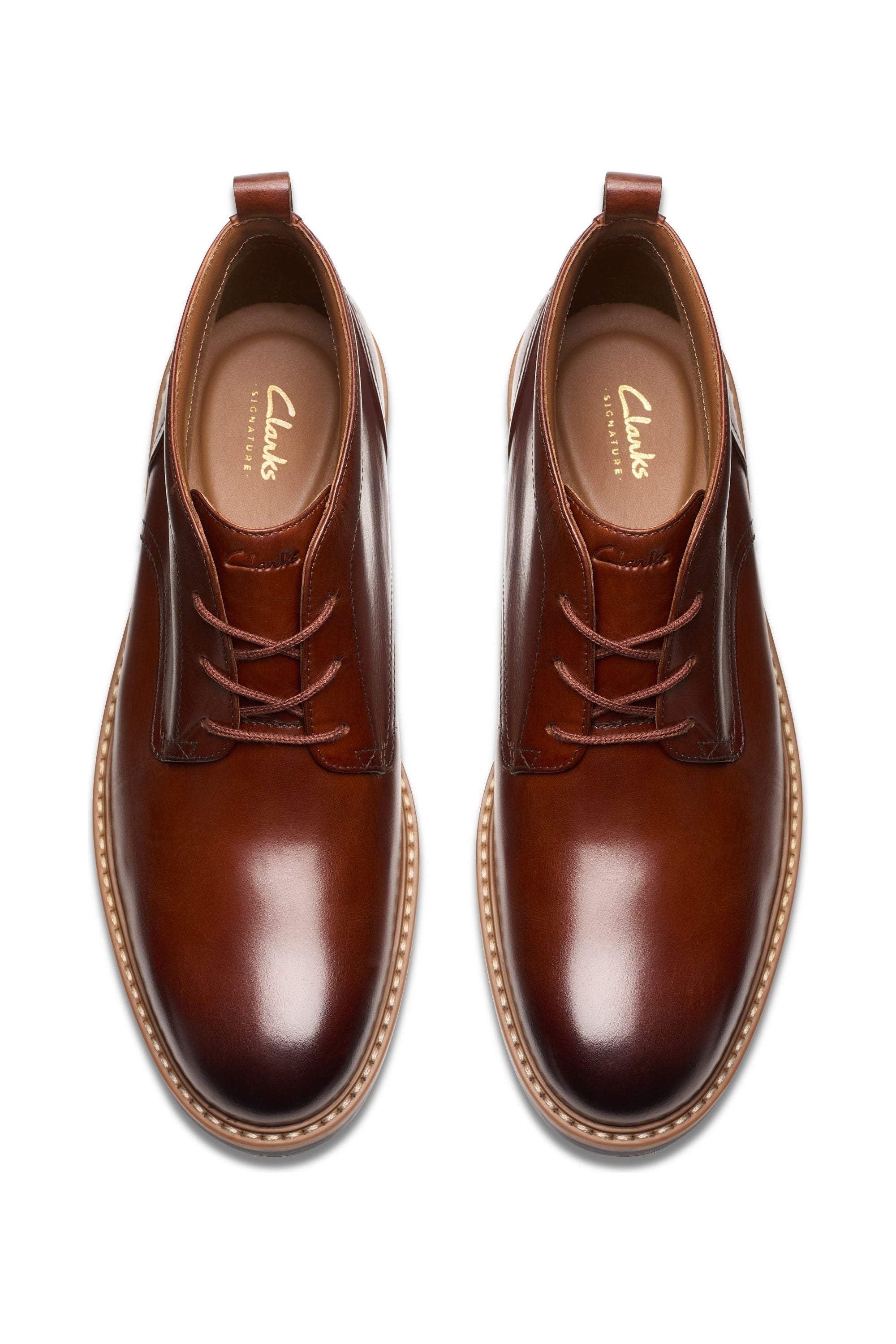 Clarks shoes chukka boots deals