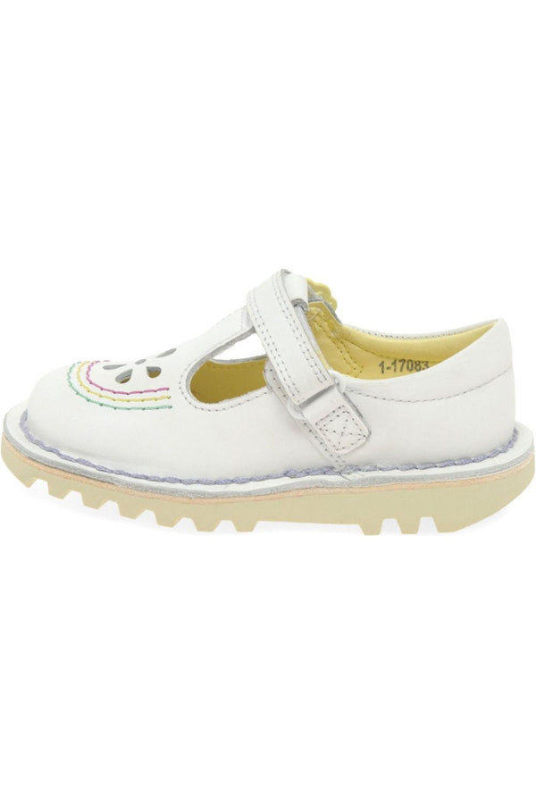 White infant deals kickers
