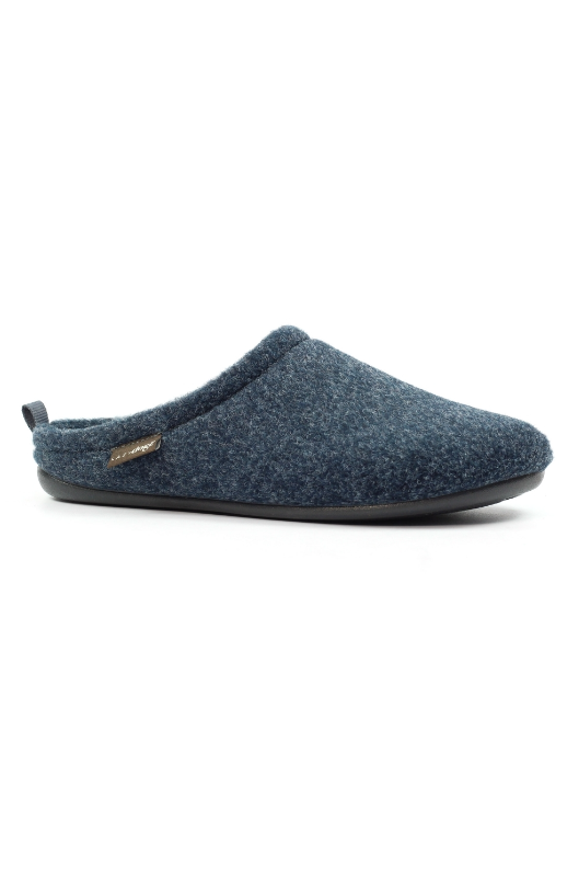 Lunar KMD117 Lee slipper in Navy