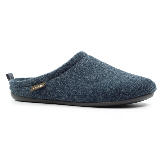 Lunar KMD117 Lee slipper in Navy