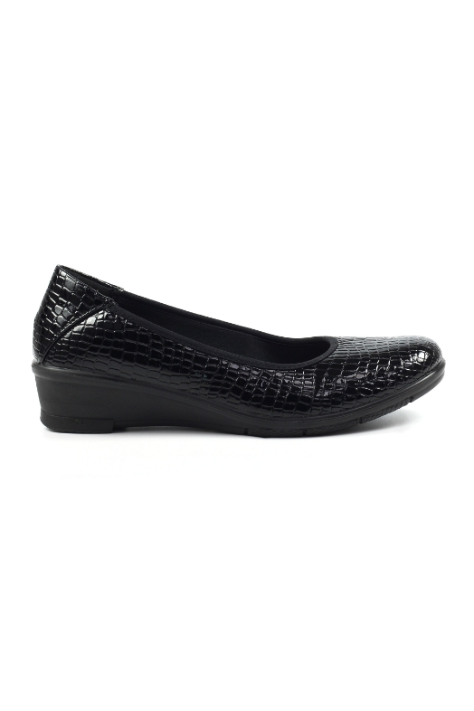 Lunar Winnie wedge shoe FLN050 in Black