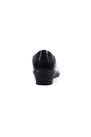 Lunar Winnie wedge shoe FLN050 in Black