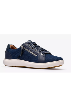 Clarks Nalle Zen in Dark denim