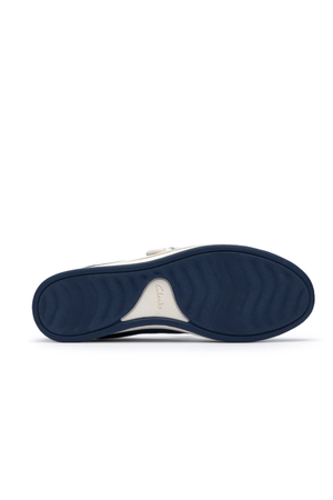 Clarks Cloudsteppers Brinkley Janey in Navy