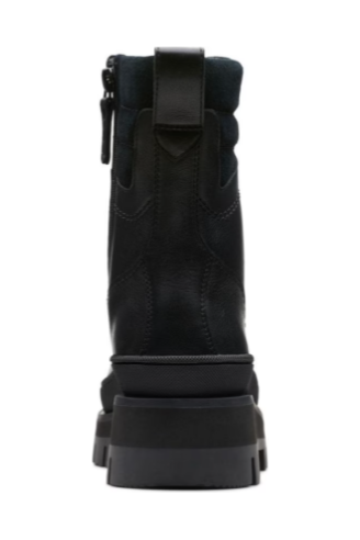 Clarks Orianna2 Hike in Black warmlined leather