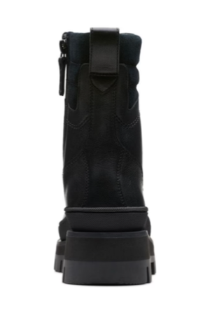 Clarks Orianna2 Hike in Black warmlined leather