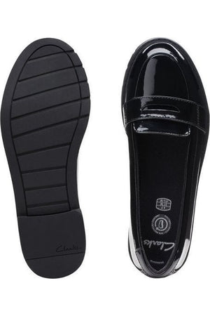 Clarks Scala Loafer Youth black patent