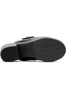 Hush Puppies - Poppy Buckle Slides in Black (wide fit)