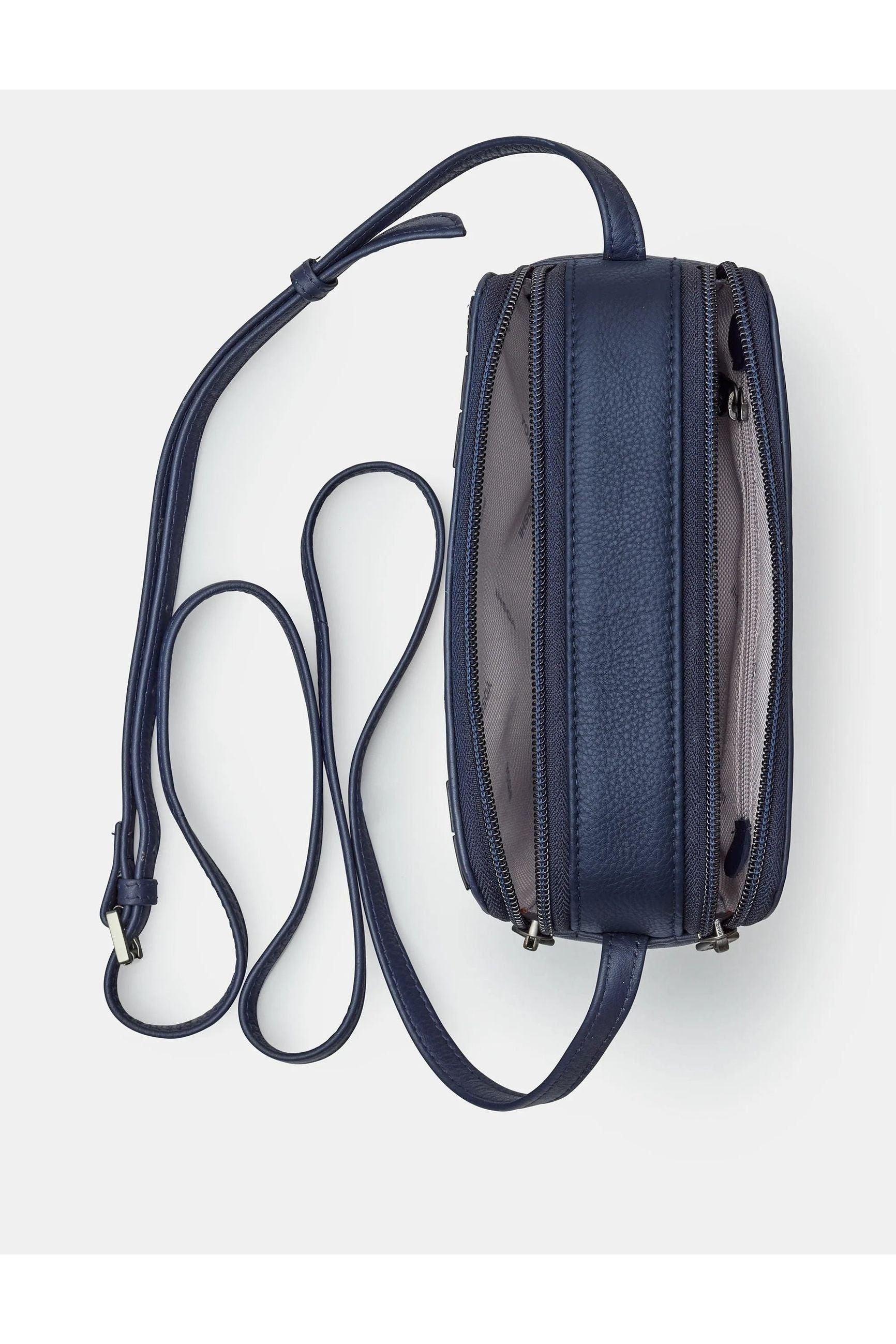 Yoshi Jane Austen Bookworm Porter Handbag in navy