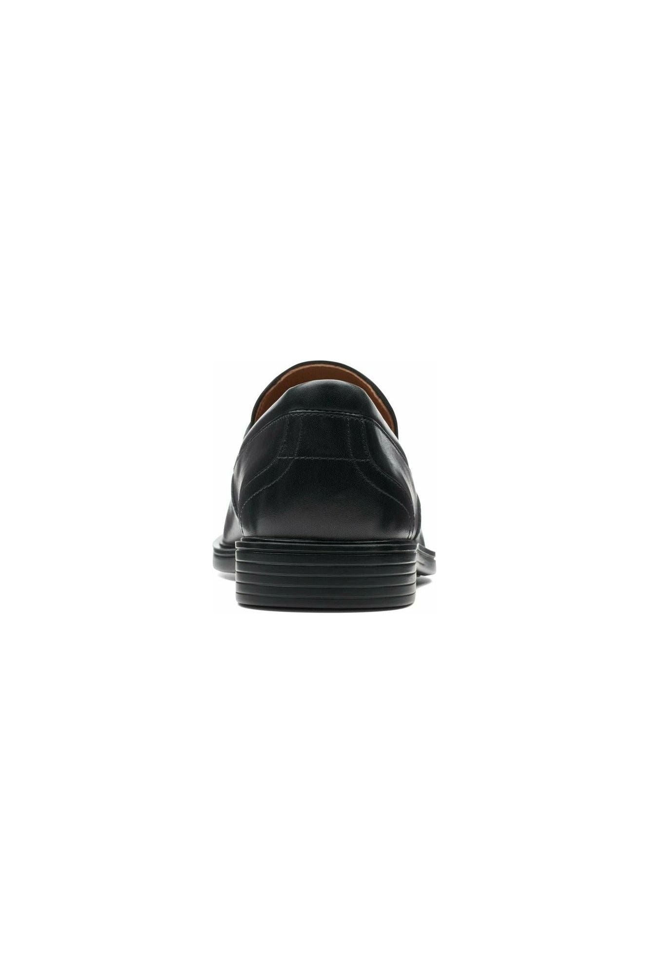 Clarks Un Aldric Step black leather