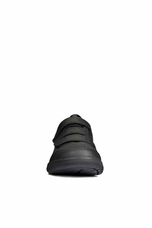 Clarks Scape Sky Youth black leather