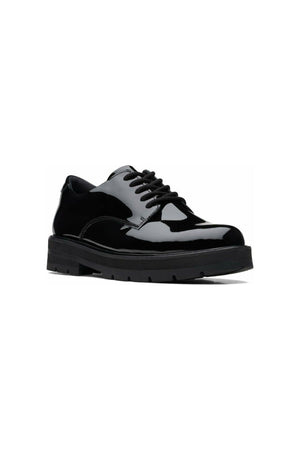 Clarks Prague Lace Older in Black Patent