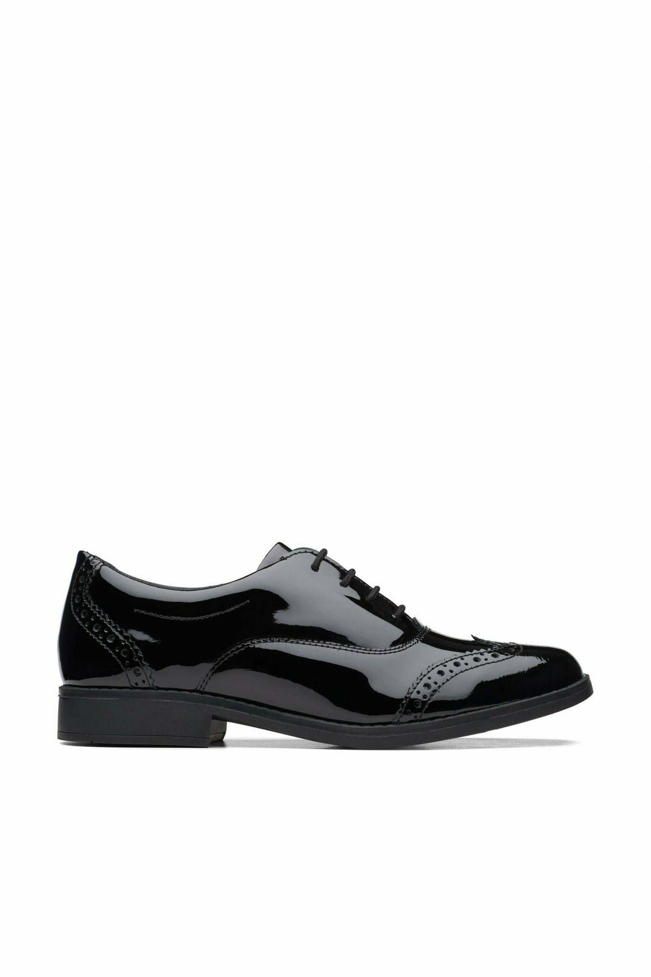 Clarks Aubrie Tap Youth black patent