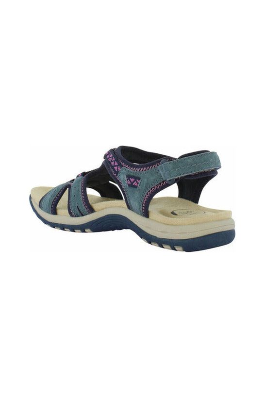 Free Spirit Fairmont in navy