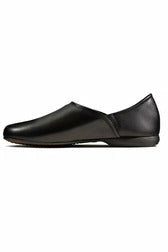 Clarks Harston Elite black leather slipper