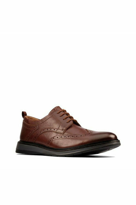 Clarks Chantry Wing Dark Tan leather