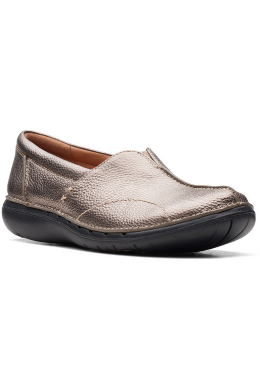 Clarks Loop Pebble Metallic at Meeks Shoes your family