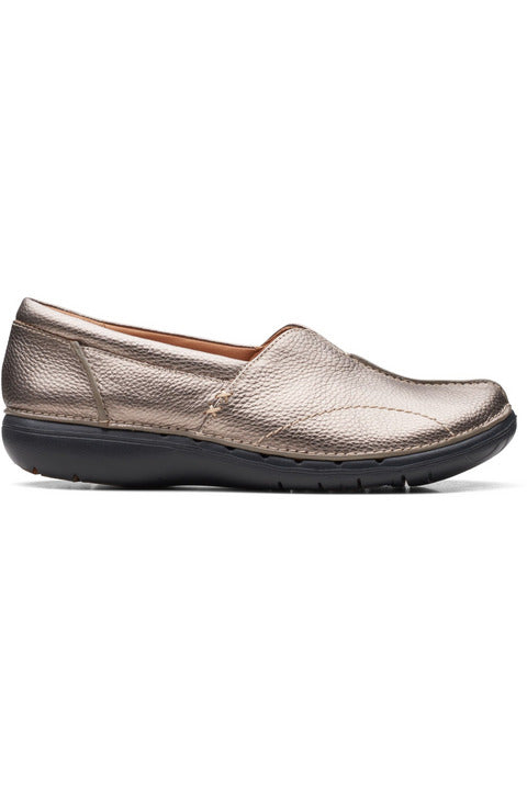 Clarks Un Loop Stride w kolorze Pebble Metalic