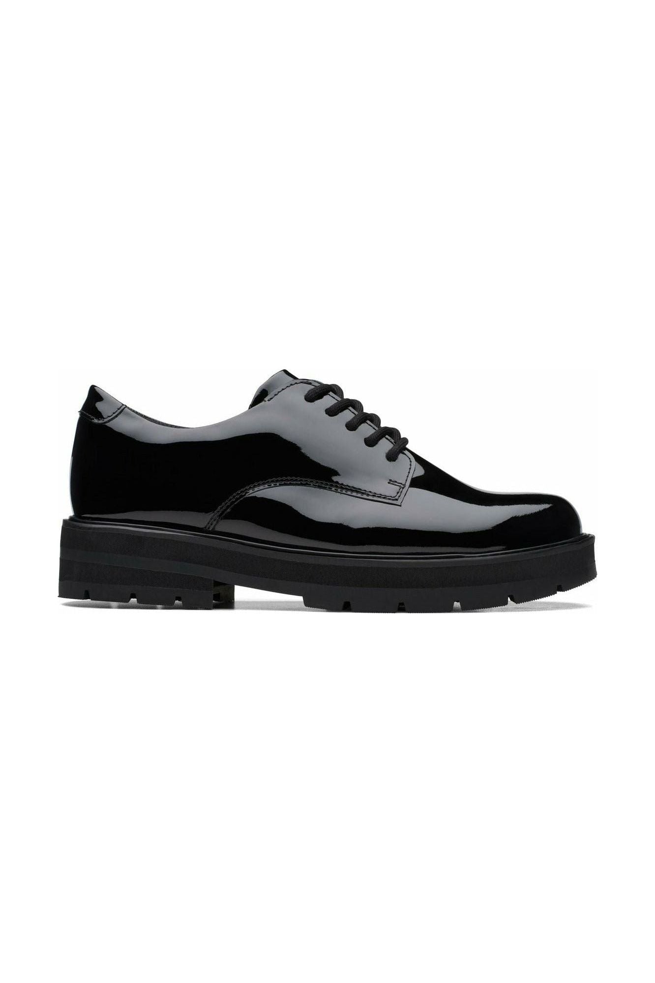 Clarks Prague Lace Older in Black Patent